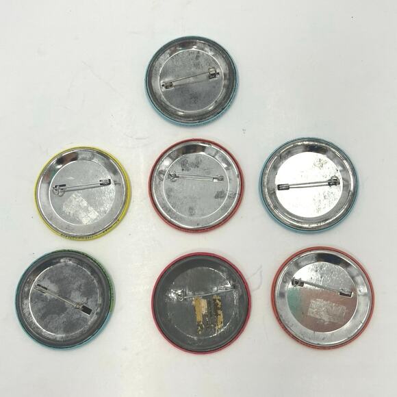 Vintage Smurfs Collectible Pinback 2” Buttons 1980’s Peyo- Lot of 7 - Picture 2 of 7